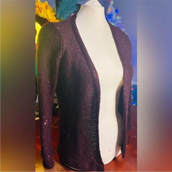 White House Black Market Breathable Light Burgundy Sequin Cardigan size XS - Picture 3 of 8